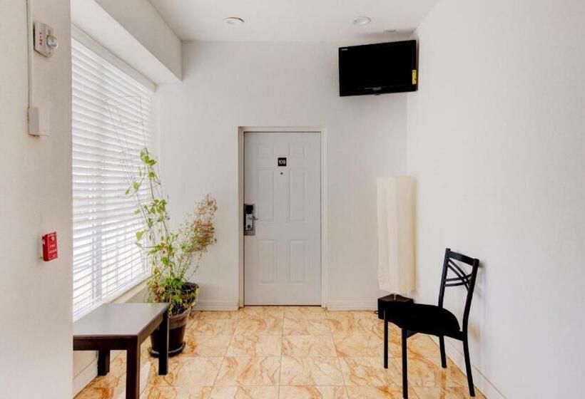 ホテル Dilley Grand