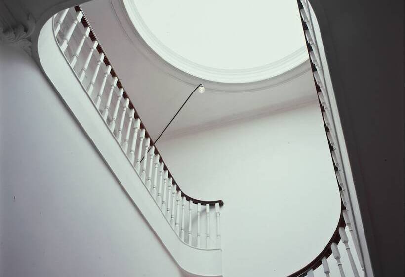 هتل Rosa Et Al Townhouse