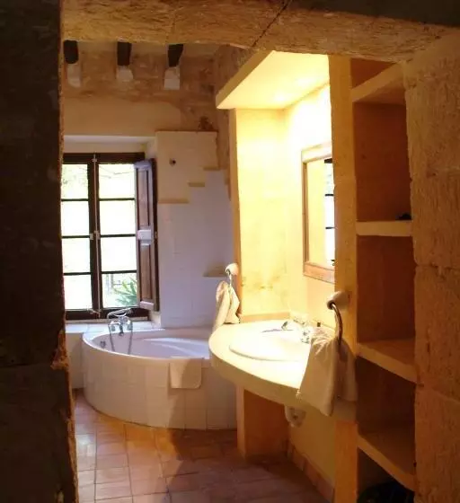 هتل Son Baulo