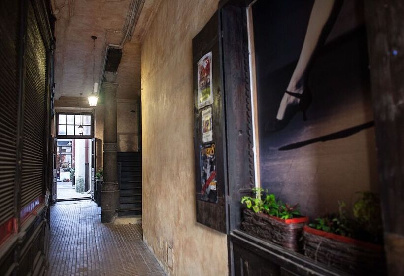 בית מלון כפרי Tango House Bed & Breakfast