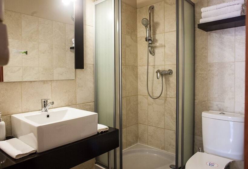 בית מלון כפרי Tango House Bed & Breakfast