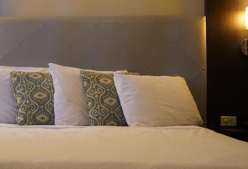 هتل Villa Verde Inn