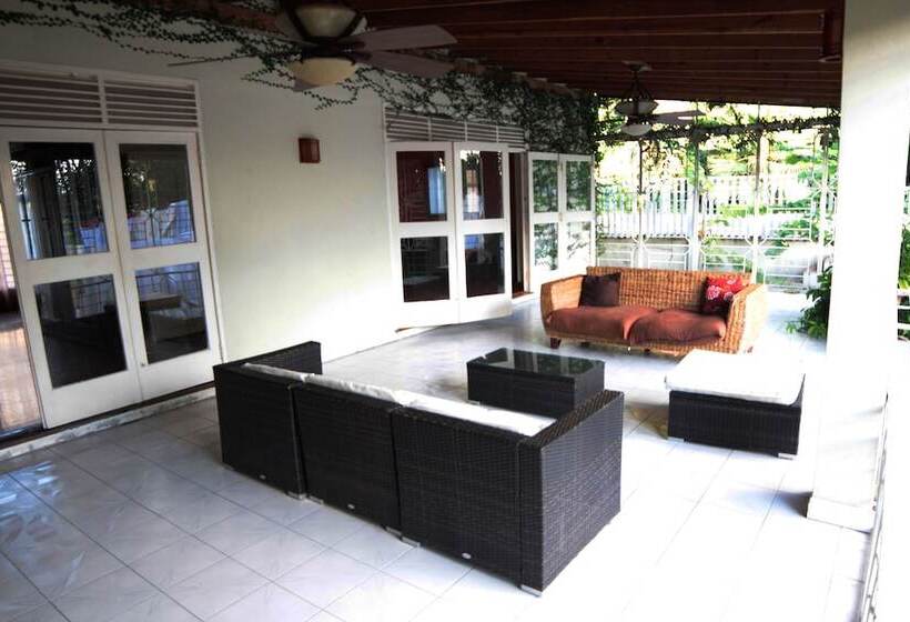 بنسيون The Artiste S Boutique By Bohemian Lodges