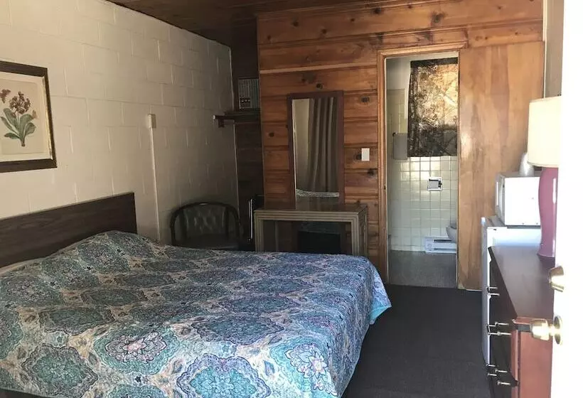 White Pine Motel