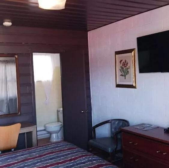 White Pine Motel
