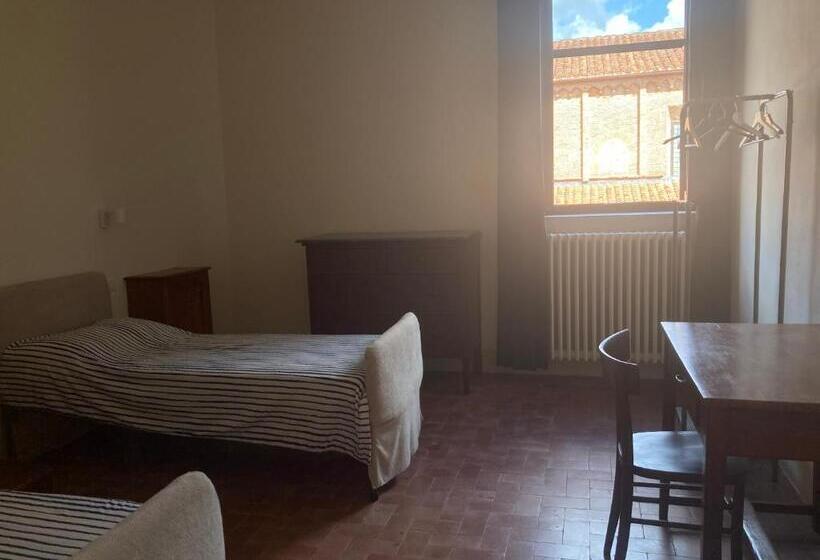 هاستل Foresteria San Domenico