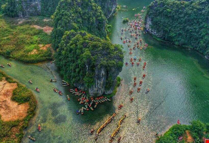 هاستل Trang An Four Seasons Bungalow