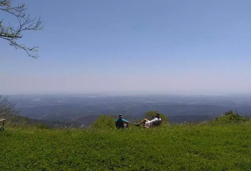 ベッドアンドブレックファースト Montalma