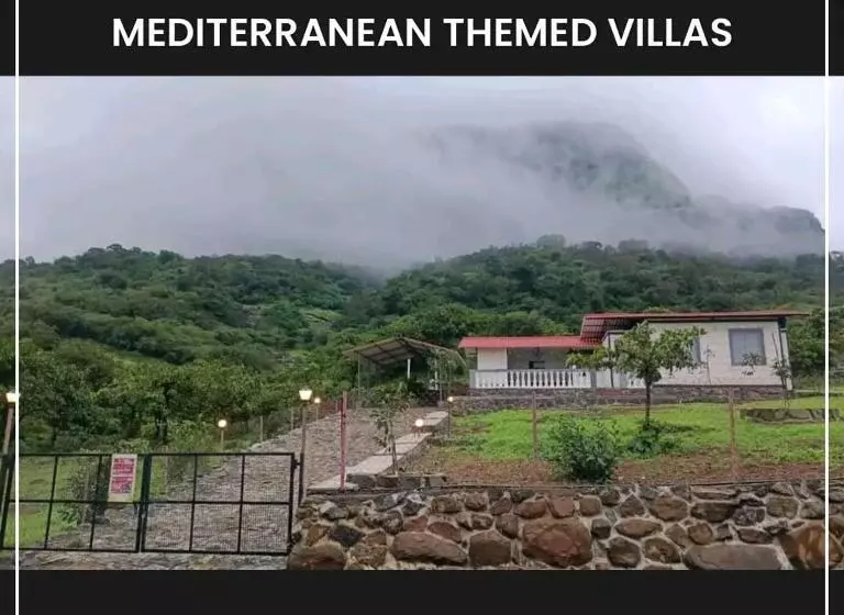 ベッドアンドブレックファースト Shantivan Villa At Shantivan Farms And Orchards