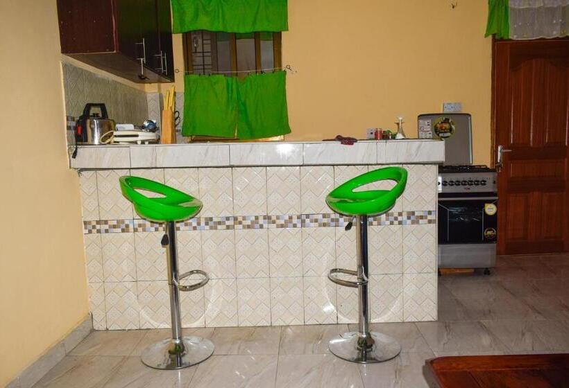 تختخواب و صبحانه Sun An Shade Homes