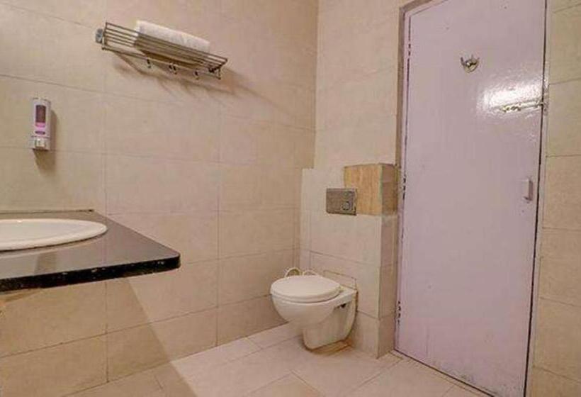 Fabhotel Stay Comfort Mall Road