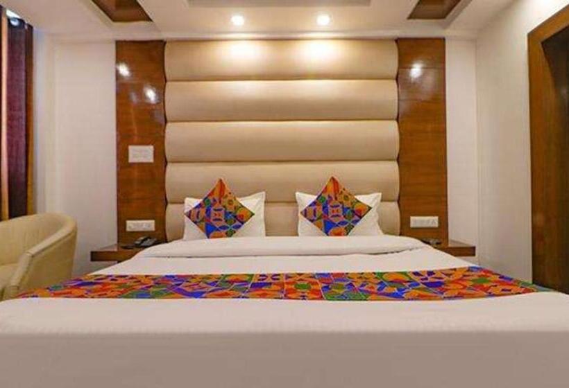 Fabhotel Stay Comfort Mall Road