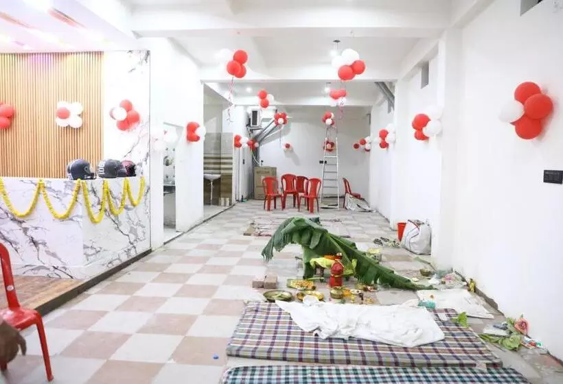 ホテル A R S Rooms & Banquet