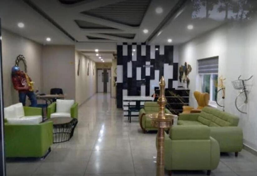 בית מלון כפרי Greenfort