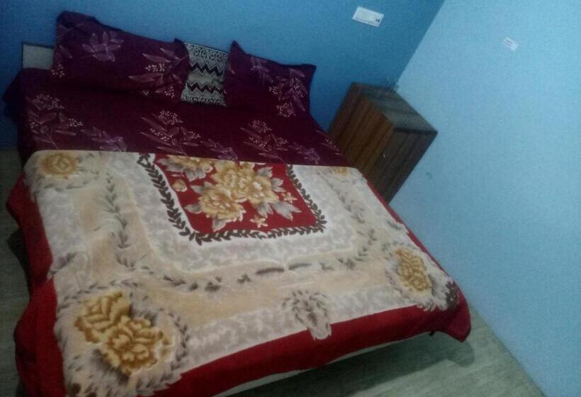 בית מלון כפרי Helix    Rajpura    Budget Rooms For Family, Couples, Solo Travellers