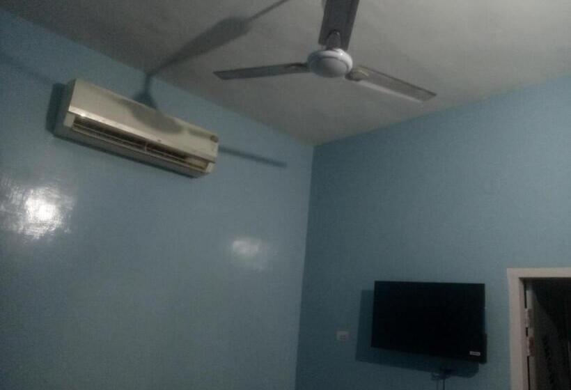 בית מלון כפרי Helix    Rajpura    Budget Rooms For Family, Couples, Solo Travellers