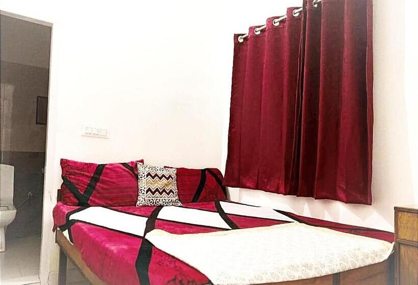 בית מלון כפרי Helix    Rajpura    Budget Rooms For Family, Couples, Solo Travellers