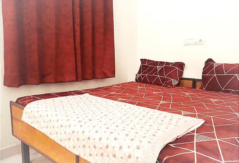 בית מלון כפרי Helix    Rajpura    Budget Rooms For Family, Couples, Solo Travellers