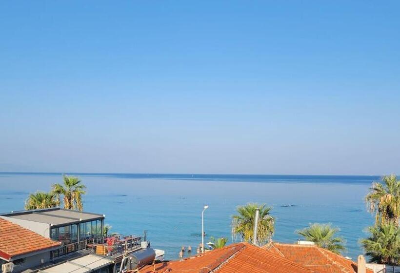 בית מלון כפרי Lulubay Rooms & Suites