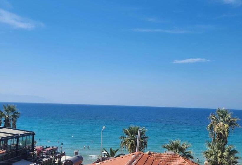 בית מלון כפרי Lulubay Rooms & Suites