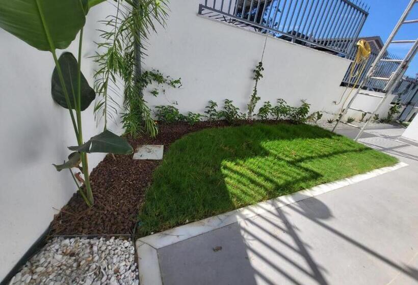 בית מלון כפרי Lulubay Rooms & Suites