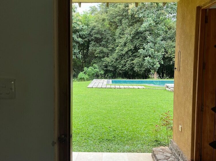 Отель Rivendell Twisted Tree