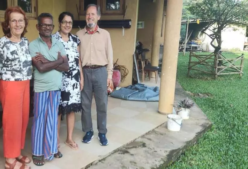 Hotelli Rivendell Twisted Tree