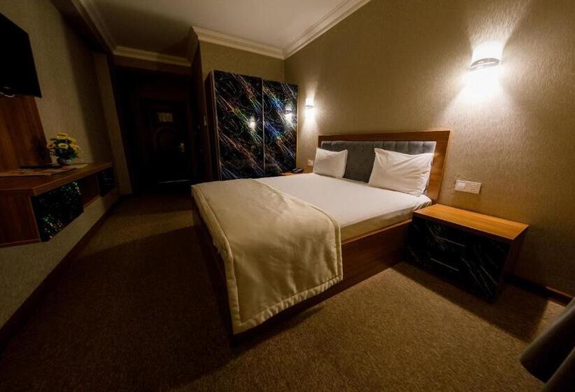 בית מלון כפרי Royal Sapphire Baku