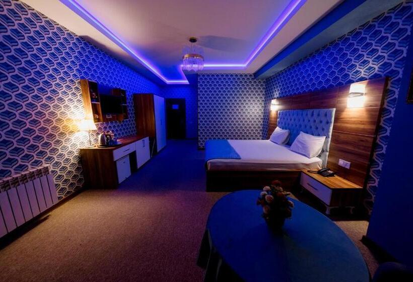 בית מלון כפרי Royal Sapphire Baku