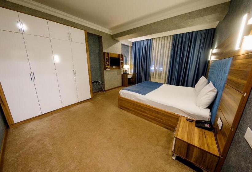 בית מלון כפרי Royal Sapphire Baku