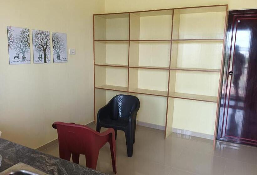 Hotel Serene Super Deluxe Row Villa