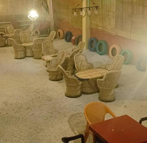 Hotel Terrace Cafe And Restro And Rooms