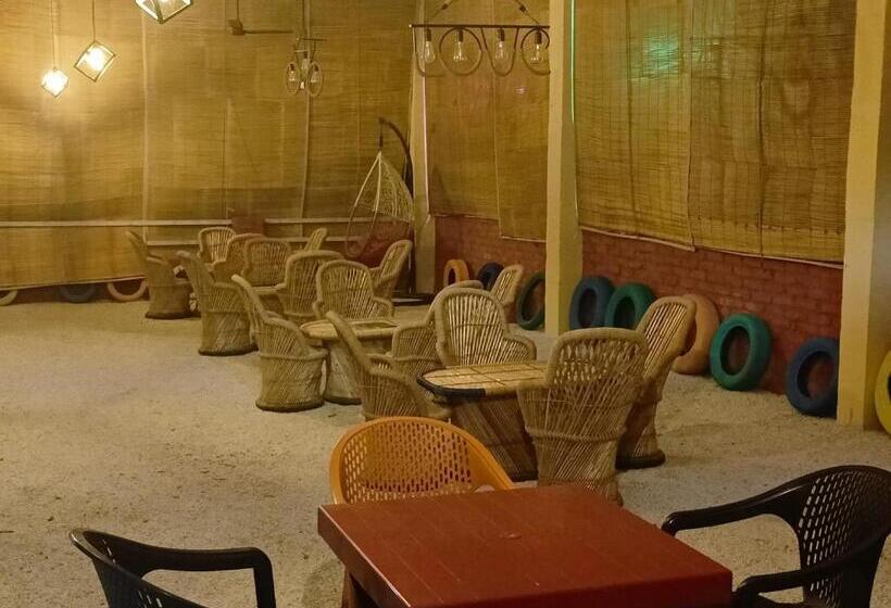 Hotel Terrace Cafe And Restro And Rooms