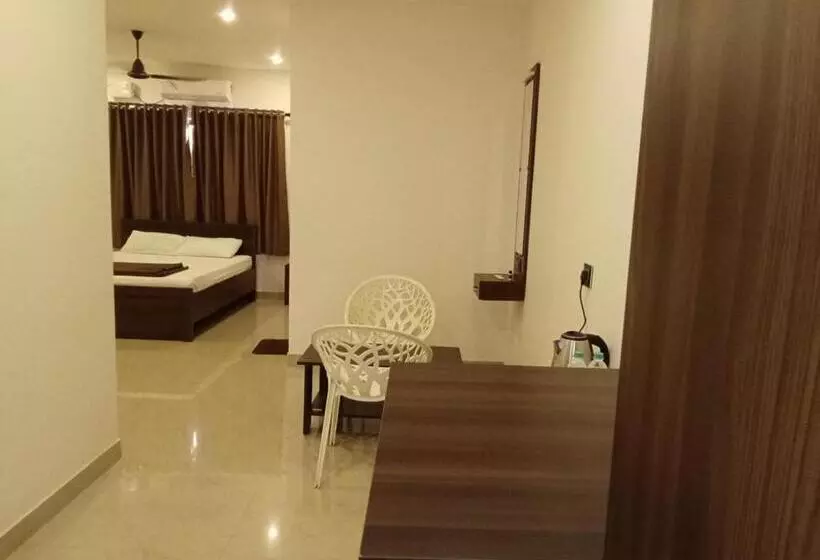Hotel Usha Boardingandlodging
