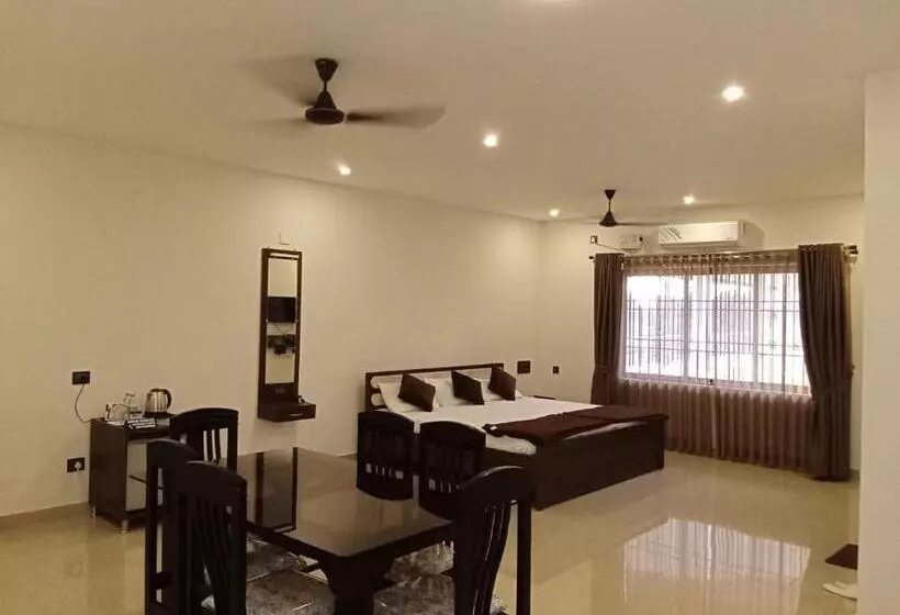 Hotel Usha Boardingandlodging