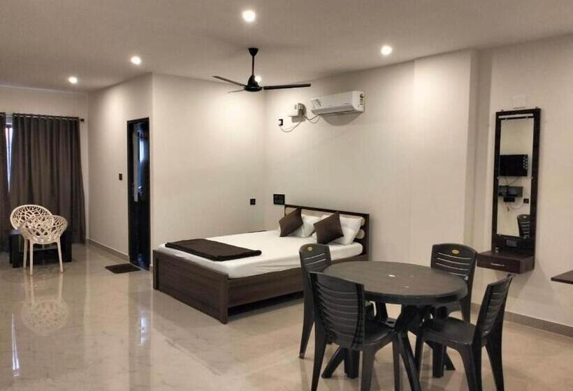 Отель Usha Boardingandlodging