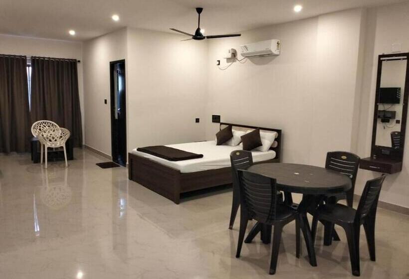 Отель Usha Boardingandlodging