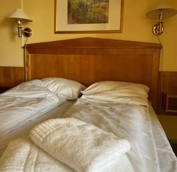 Hotelli øvre Sem Gård