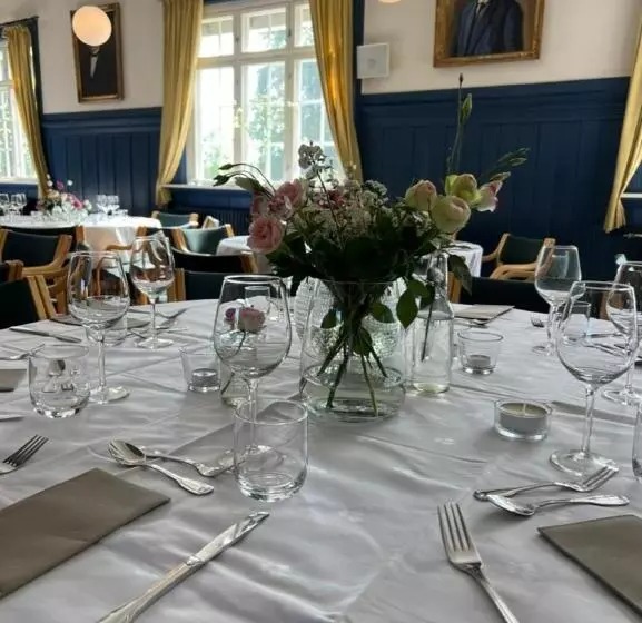 Hotelli øvre Sem Gård