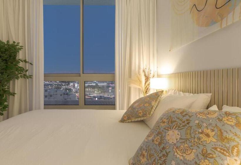 Nathan S Suites On The Beach