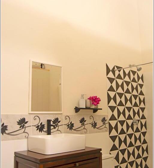 بنسيون Casa Boutique Galvez