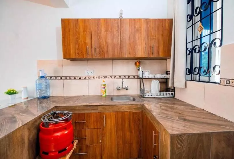 پانسیون Kitra Cozy Homes