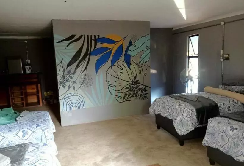 ペンション The Orchid Guesthouse