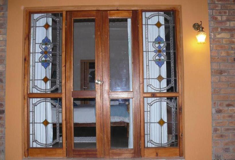 Пансион The Orchid Guesthouse