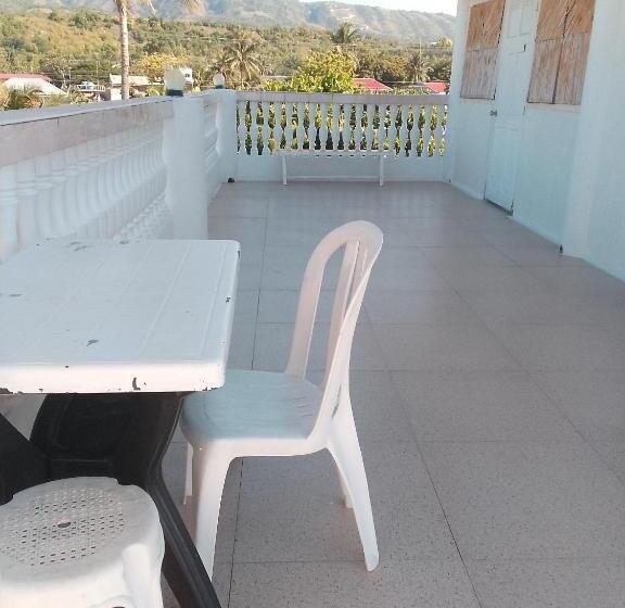 Resort Cronin Residence