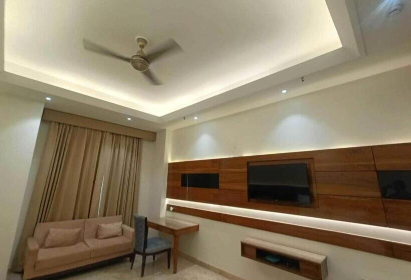 Sukhsaroj Hotel & Resorts