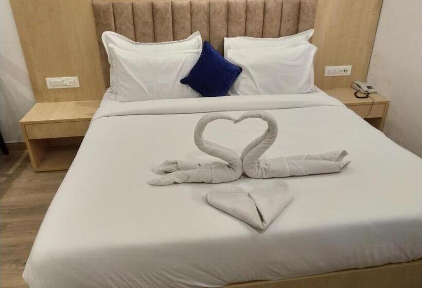 The Grand Anukampa Inn Pink City