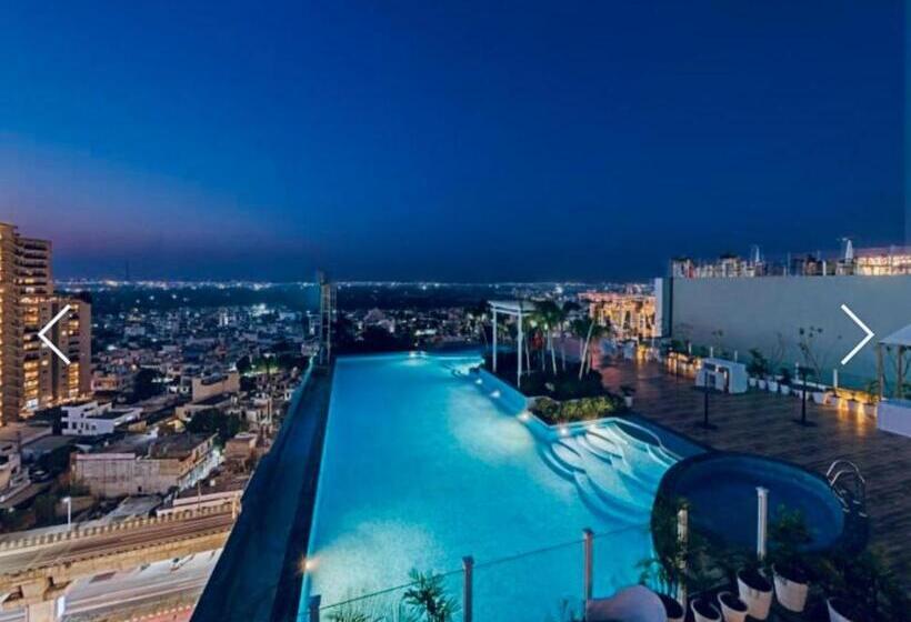 The Grand Anukampa Inn Pink City