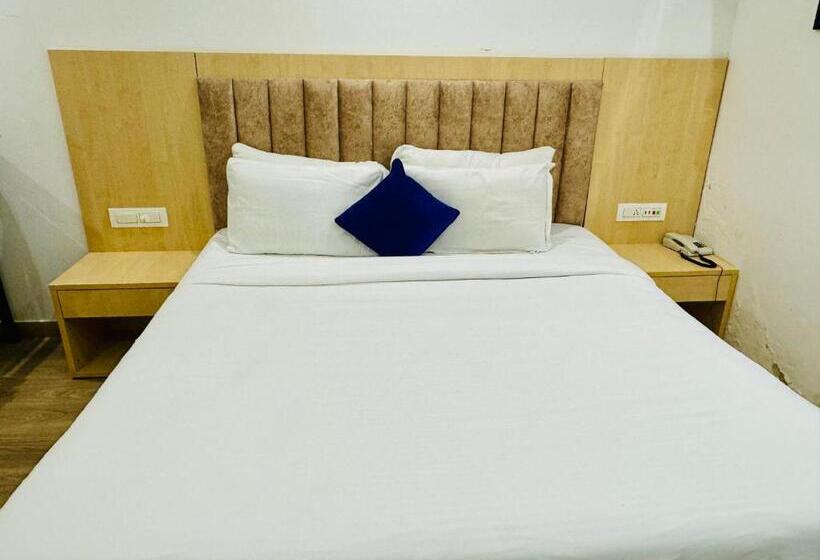 The Grand Anukampa Inn Pink City