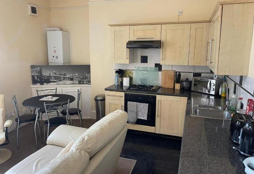 צימר Great Apartman Liverpool